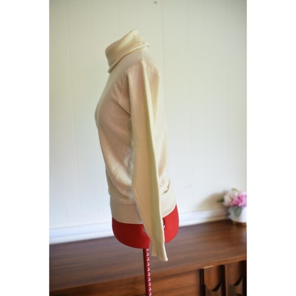 Valerie Stevens Vintage Cashmere Sweater Beige Turtleneck Ivory size medium - Picture 7 of 10
